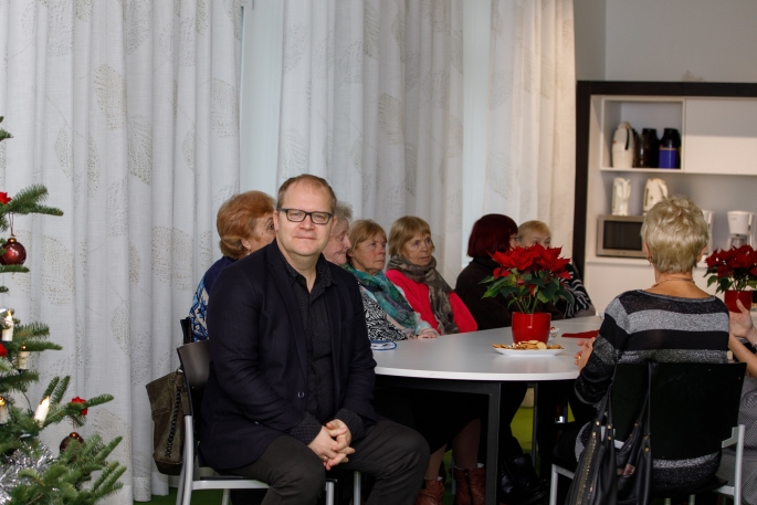 Nõmme eakatega maailma ja Eesti teemasid arutamas
