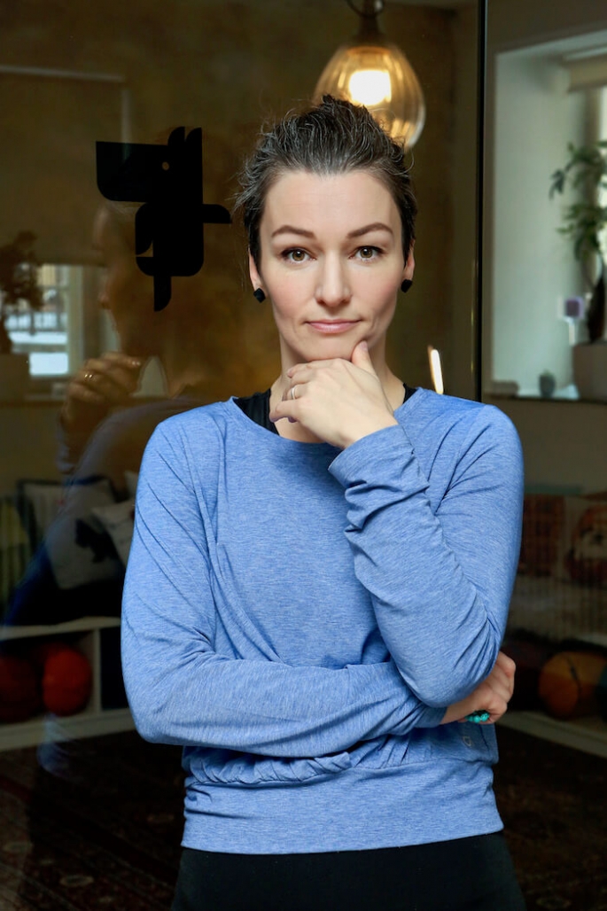 Yoko hobiks on juba üle kümne aasta jooga. Sel aastal koolitas Yoko end joogaõpetajaks, et jagada seda, mida jooga talle aastate jooksul on andnud. Foto: Daisy Lappard / Naisteleht